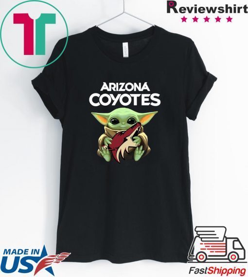 Baby Yoda Hug Arizona Coyotes Gift T-Shirt