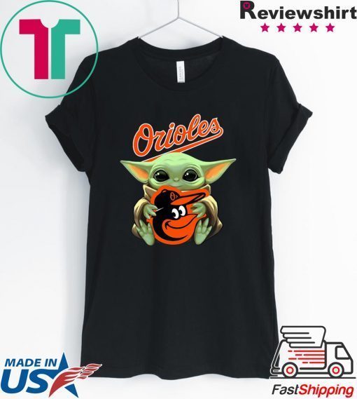 Baby Yoda Hug Baltimore Orioles Gift T-Shirts