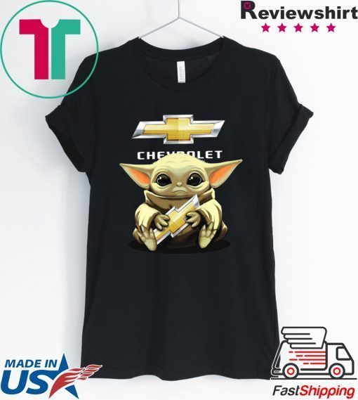 Baby Yoda Hug Chevrolet Gift T-Shirt