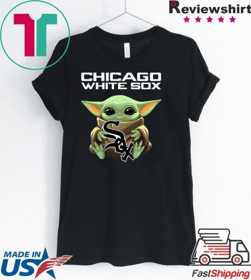 Baby Yoda Hug Chicago White Sox Logo Gift T-Shirt