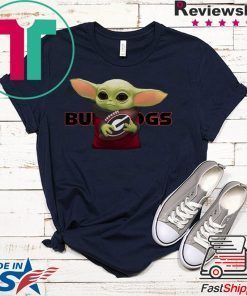 Baby Yoda Hug Georgia Bulldogs 2020 T-Shirt