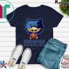 Baby Yoda Hug Memphis Grizzlies Gift T-Shirt