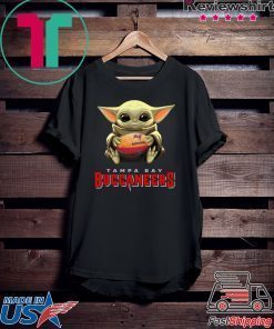 Baby Yoda Tampa Bay Buccaneers Gift T-Shirt