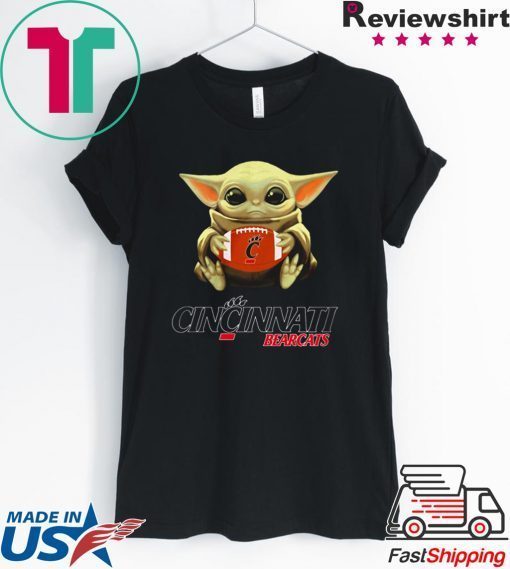 Baby Yoda hug Cincinnati Bearcats Gift T-Shirt