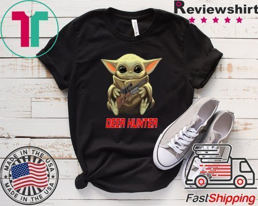 Baby Yoda hug Deer Hunter Star Wars Mandalorian Gift T-Shirt