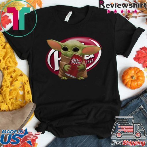 Baby Yoda hug Dr Pepper Gift T-Shirt