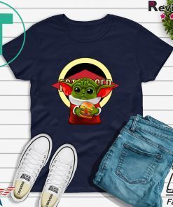 Baby Yoda hug Fatburger Gift T-Shirt