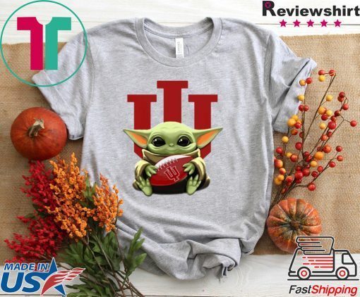 Baby Yoda hug Indiana Hoosiers Star Wars Gift T-Shirt