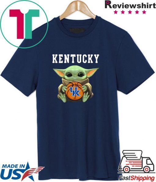 Offcial Baby Yoda hug Kentucky Wildcats Star Wars T-Shirt