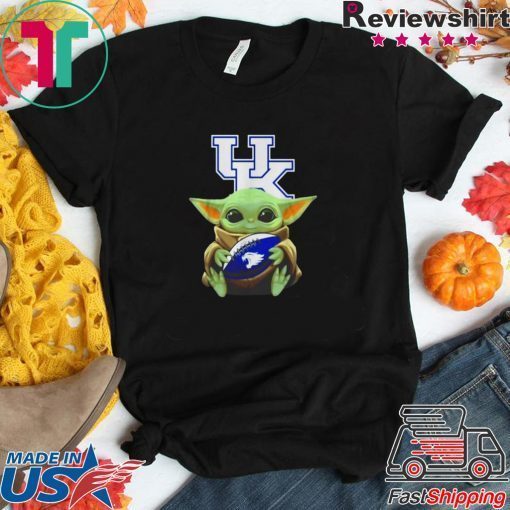 Baby Yoda hug Kentucky Wildcats Star Wars Gift T-Shirt