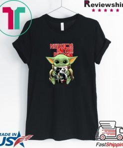 Baby Yoda hug New Kids On The Block Star Wars Gift T-Shirt