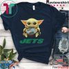 Baby Yoda hug New York Jets Gift T-Shirt