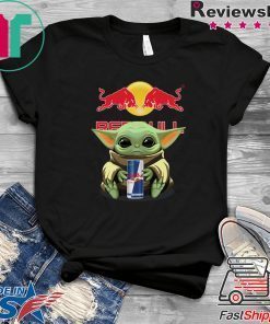 Baby Yoda hug Red Bull Gift T-Shirt