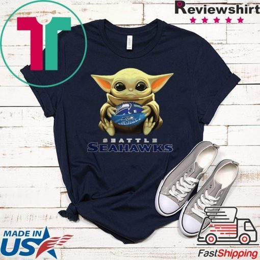 Baby Yoda hug Seattle Seahawks Tee T-Shirt