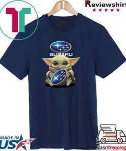 Baby Yoda hug Subaru logo Star Wars Gift T-Shirt