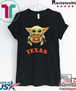 Baby Yoda hug Texas Longhorns Gift T-Shirt
