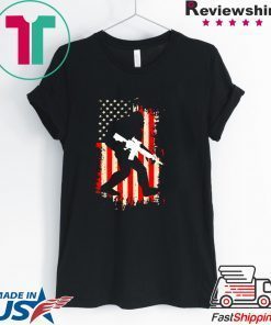 Bigfoot Hold Gun Veteran America Flag Gift T-Shirts