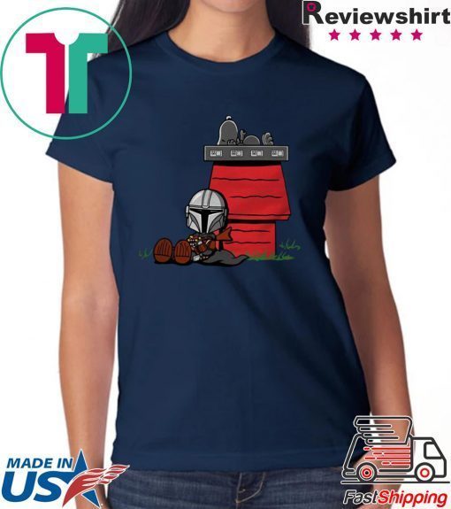 Boba Fett and Snoopy house Gift T-Shirt