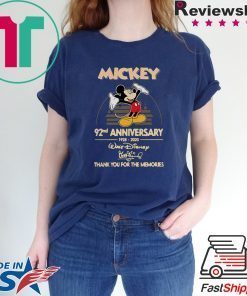 Mickey Mouse 92nd Anniversary 1928-2020 Walt Disney signature Gift T-Shirt