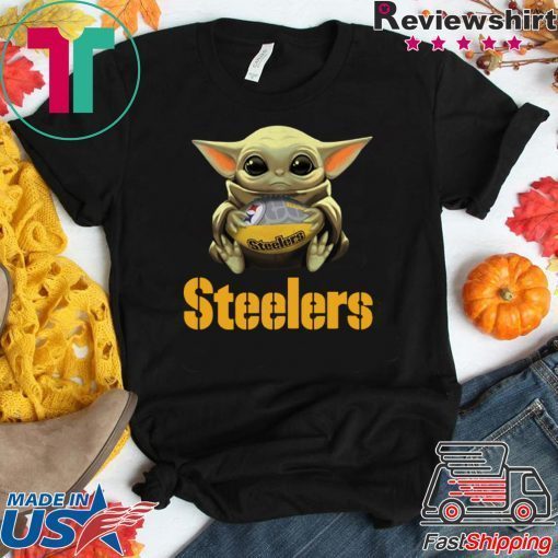 Official Baby Yoda Hug Pittsburgh Steelers Gift T-Shirt