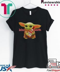 Star Wars Baby Yoda hug Maker’s Mark Whiskey Gift T-Shirt