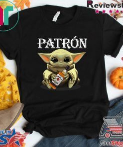 Star Wars Baby Yoda hug Patron Whiskey Gift T-Shirt