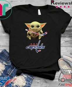 Star Wars Baby Yoda hug Washington Capitals 2020 T-Shirt