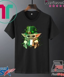 Baby Yoda Hug St Patrick’s Day Gift T-Shirts