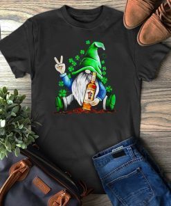 Gnomes Lucky Hug Camus napoleon St Patrick’s Day Gift T-Shirt