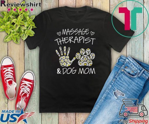 Massage therapist dog mom Gift T-Shirt