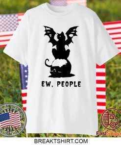 Black Cat Bats and Skull Ew People Gift T-Shirt