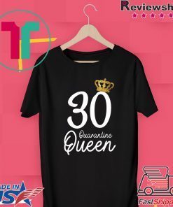 Born in 1940 My 80th Birthday Quarantine Queen Social Distancing Birthday 2020 Gift T-Shirt