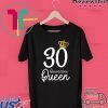 Born in 1990 My 30th Birthday Quarantine Queen Social Distancing Birthday 2020 Gift T-Shirts