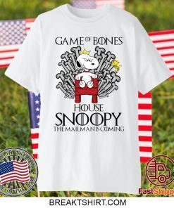 Game of bones house snoopy the mailman is coming Gift T-Shirt