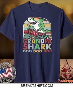 Grandfather Shark Doo Doo Doo Gift T-Shirt