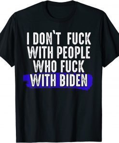 Trump Lovers - Democrats or Republicans Who Are Anti Biden 2021 Gift T-Shirt