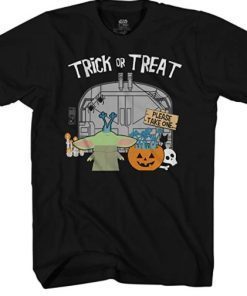 STAR WARS Baby Yoda Trick or Treat Halloween Men's Adult Graphic Classic T-Shirt