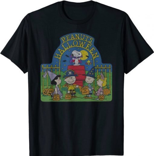 Peanuts Halloween Group Classic T-Shirt