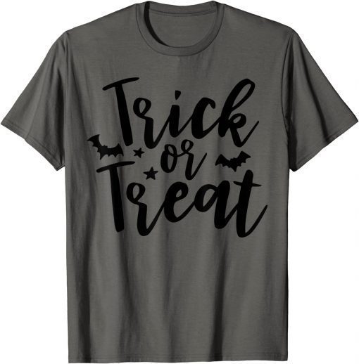 Classic Trick or Treat 2021 T-Shirt