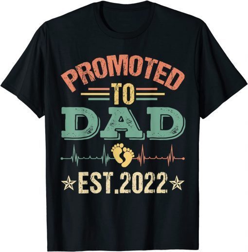 Vintage Promoted To Dad EST 2022 New Dad T-Shirt