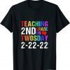 Teaching 2nd Grade on Twosday 2-22-2022 Math Teacher Classic T-Shirt