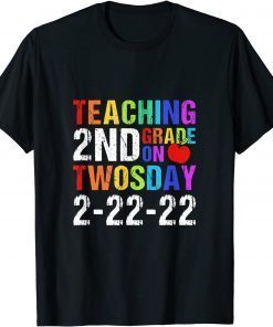 Teaching 2nd Grade on Twosday 2-22-2022 Math Teacher Classic T-Shirt