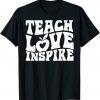 Retro Groovy Teacher Inspirational Happy Back to School 2022 T-Shirt