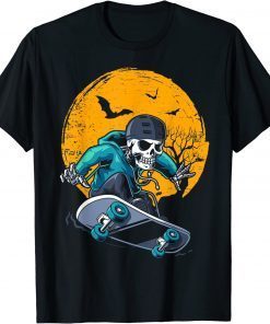 Funny A Skeleton Skateboard Playing Cruiser Skateboard Pumpkins T-Shirt