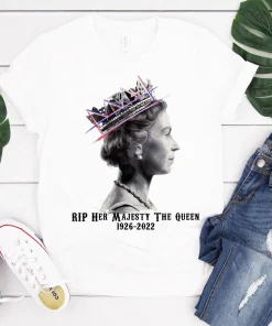 RIP Her Majesty The Queen 1926 - 2022 T-Shirt