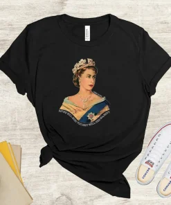 Rest In Peace Elizabeth II 1926-2022 Queen Of England Tee Shirt