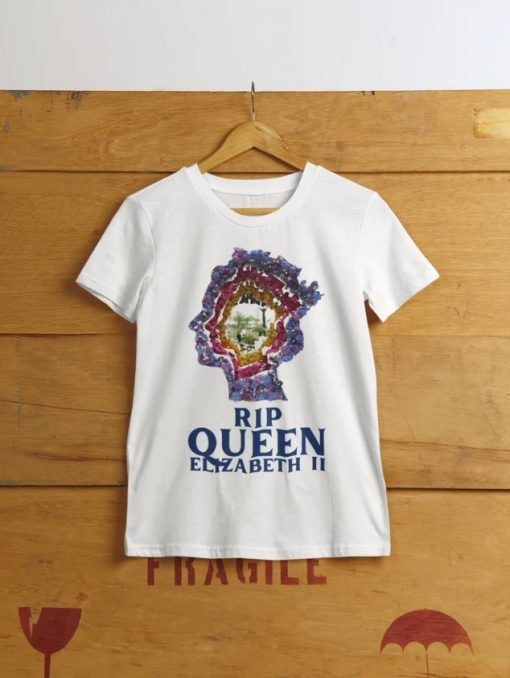 RIP Queen Elizabeth, Rest In Peace Majesty The Queen, Queen Of England T-Shirt