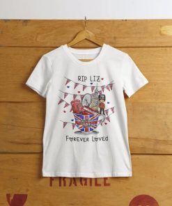 Memory of Her Majesty the Queen Elizabeth II 1926-2022 T-Shirt