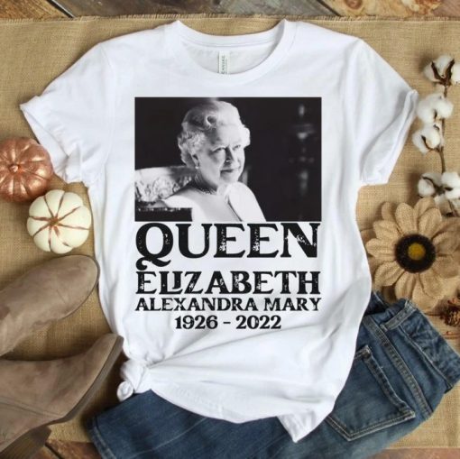 Rip Queen Elizabeths II 2022 T-Shirt